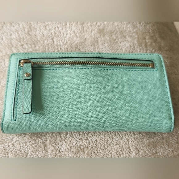 Kate Spade Laurel Way Reese Bifold Wallet Mint Green Color. *See Photos - Picture 2 of 15
